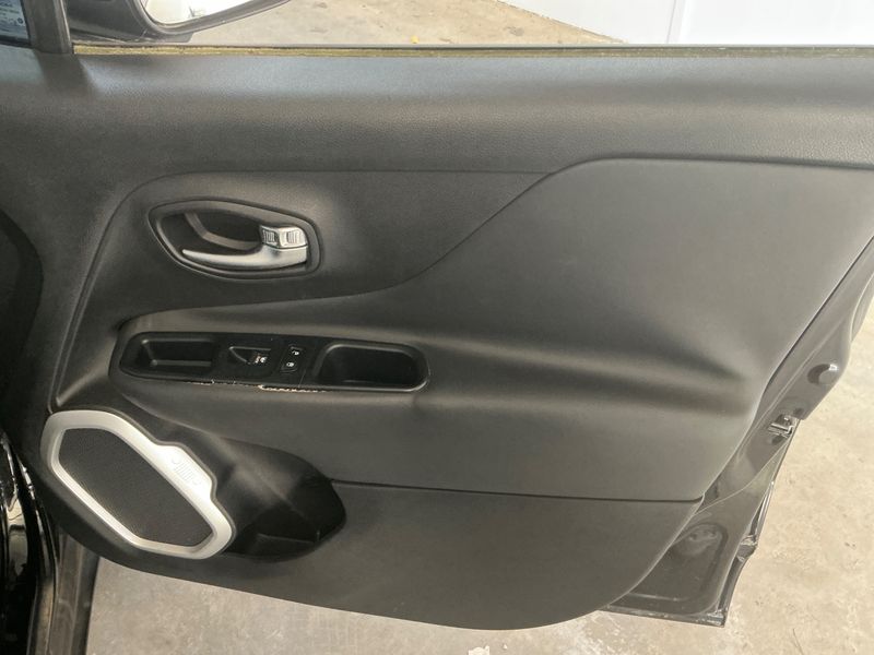Jeep Renegade 2.0 M-Jet Limited 4WD 2016 – снимка 22