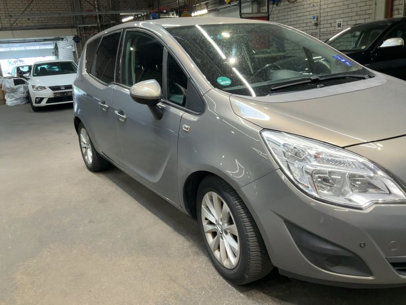 Opel Meriva 1.4 Turbo Active 2013 – снимка 12