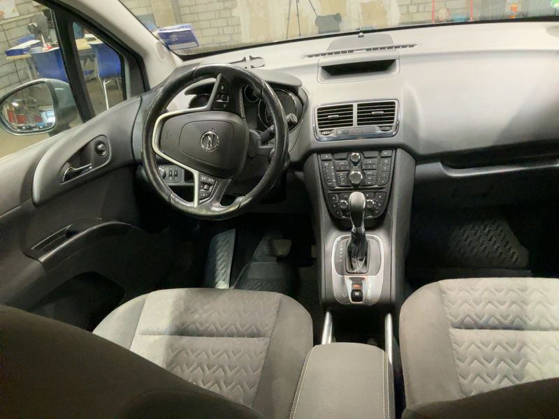 Opel Meriva 1.4 Turbo Active 2013 – снимка 17