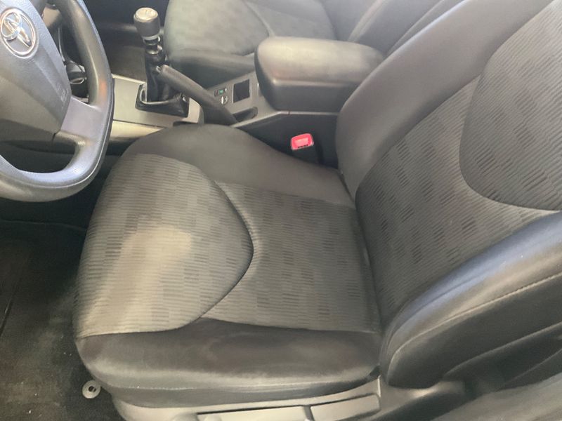 Toyota RAV 4 2.0 2012 – снимка 30