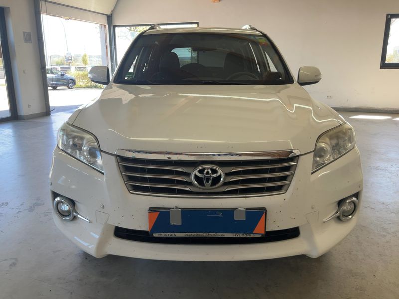 Toyota RAV 4 2.0 2012 – снимка 14