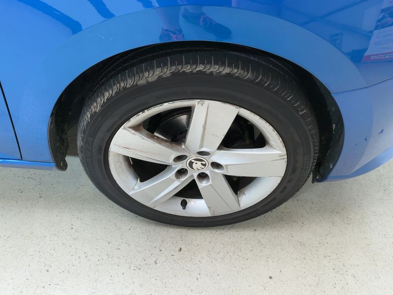 Skoda Fabia 1.0 MPI Cool Plus 2018 – снимка 11