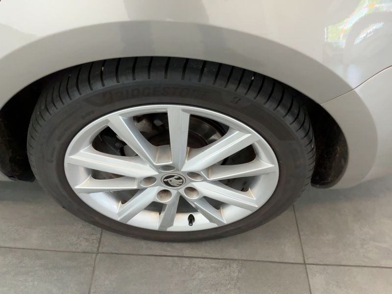 Skoda Octavia 2.0 TDI Elegance 2013 – снимка 5