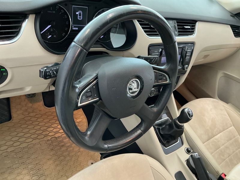 Skoda Octavia 2.0 TDI Elegance 2013 – снимка 39