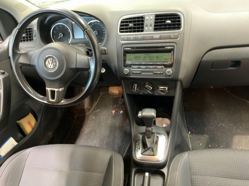 Volkswagen Polo 1.2 TSI Team 2010 – снимка 17