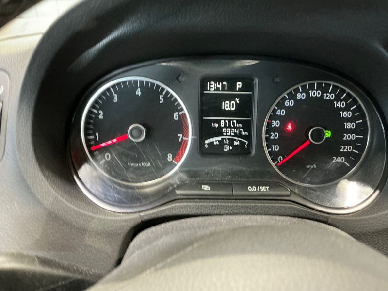 Volkswagen Polo 1.2 TSI Team 2010 – снимка 18
