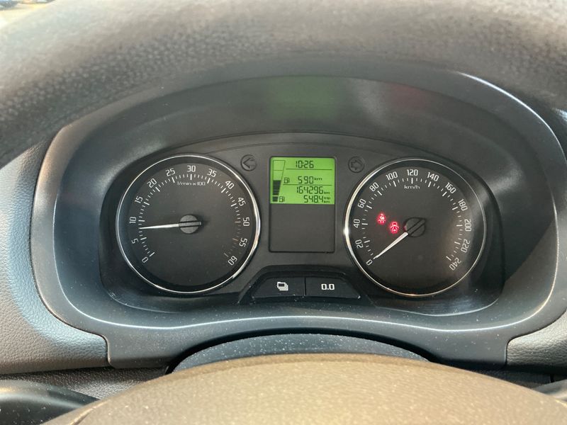 Skoda Roomster 1.6 TDI Ambition 2012 – снимка 4