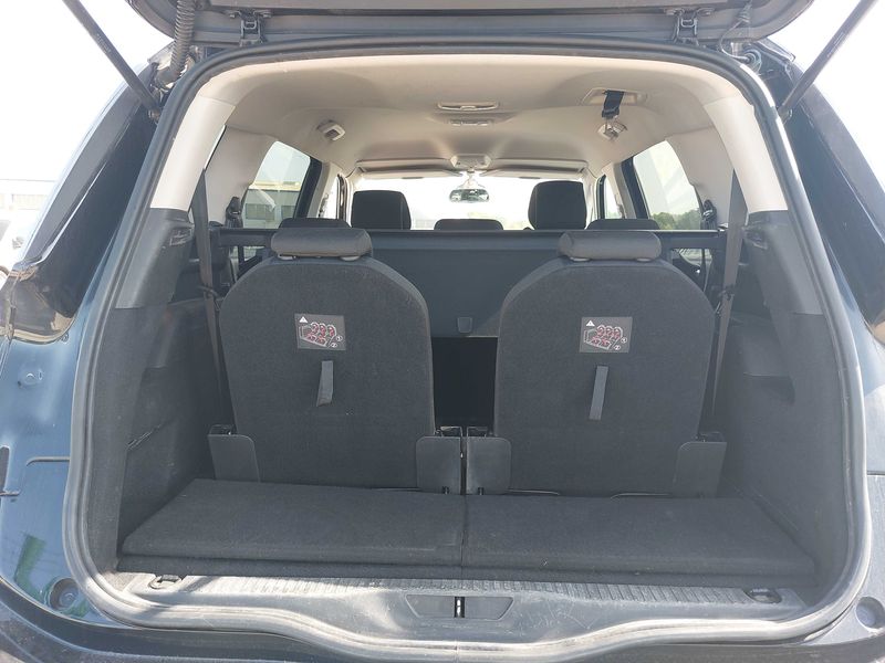 Citroen C4 Grand Spacetourer 1.5 Blue-HDi Shine 2022 – снимка 9
