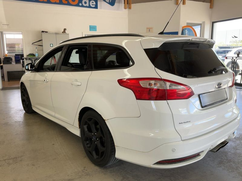 Ford Focus 2.0 EcoBoost ST 2013 – снимка 6