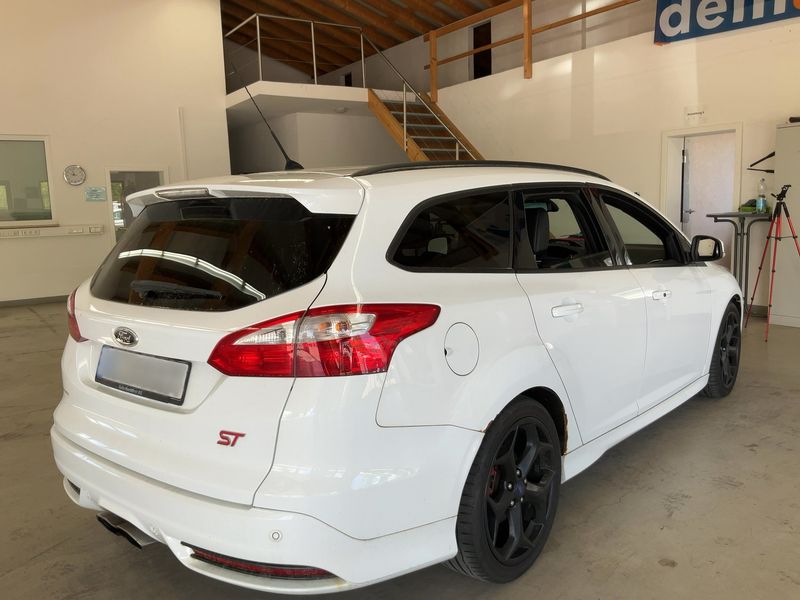 Ford Focus 2.0 EcoBoost ST 2013 – снимка 8