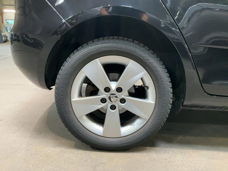 Skoda Fabia 1.4 Fresh 2013 – снимка 9