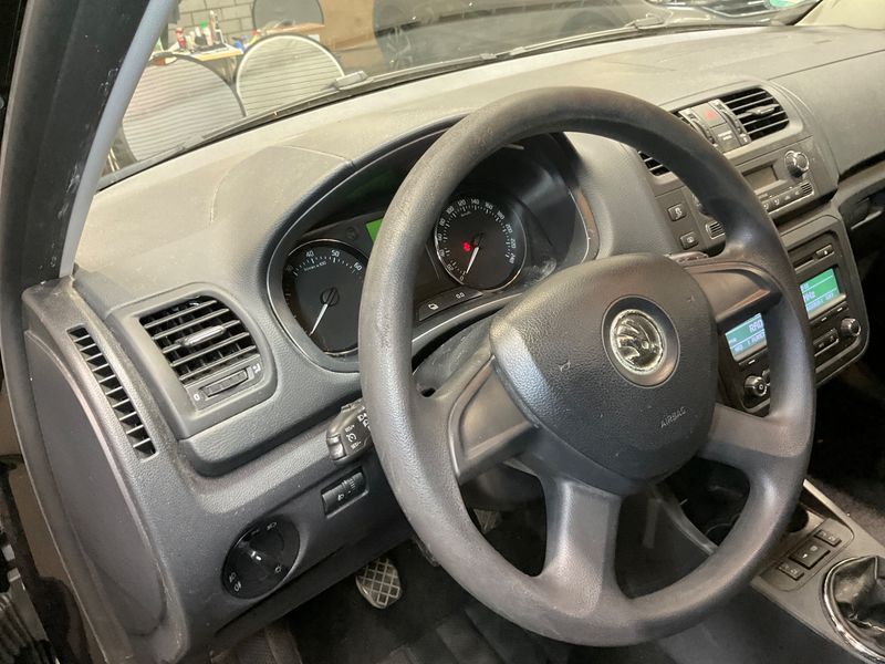 Skoda Fabia 1.4 Fresh 2013 – снимка 27