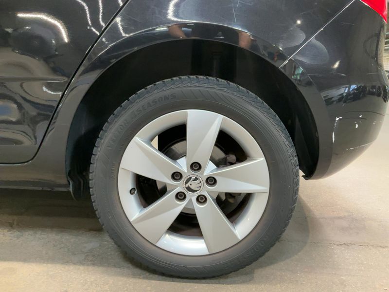 Skoda Fabia 1.4 Fresh 2013 – снимка 5