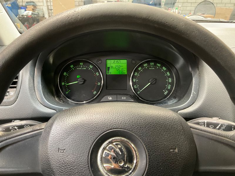 Skoda Fabia 1.4 Fresh 2013 – снимка 18
