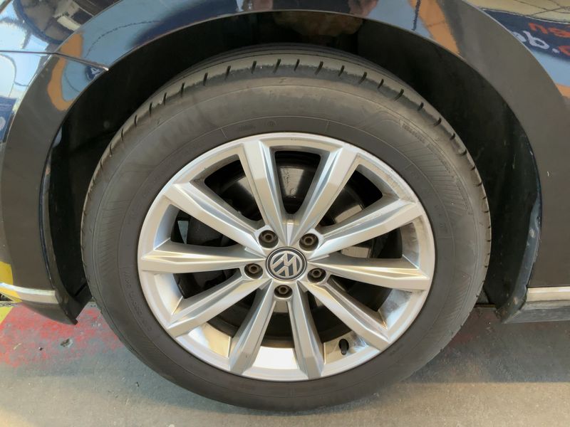 Volkswagen Passat 2.0 TDI Highline BlueMotion Tech 2016 – снимка 3