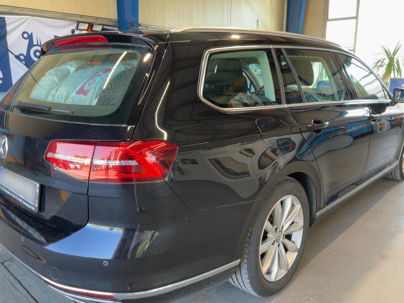 Volkswagen Passat 2.0 TDI Highline BlueMotion Tech 2016 – снимка 8