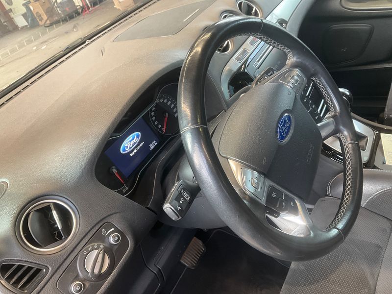 Ford S-Max 2.2 TDCi Titanium 2012 – снимка 29