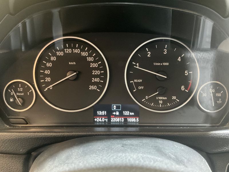 BMW 3er 318d xDrive 2014 – снимка 18