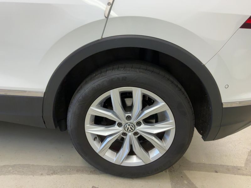 Volkswagen Tiguan 2.0 TDI Highline 4Motion BlueMotion Tech 2017 – снимка 5