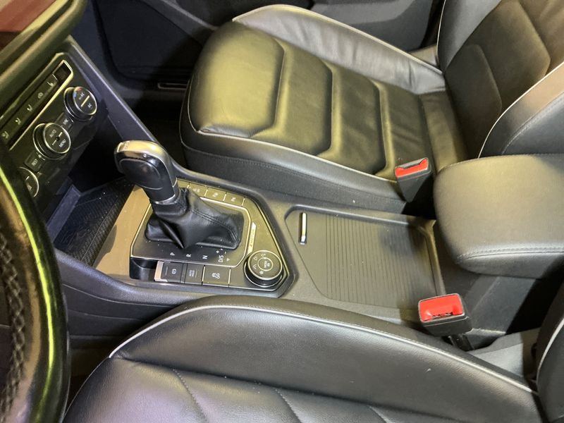 Volkswagen Tiguan 2.0 TDI Highline 4Motion BlueMotion Tech 2017 – снимка 24