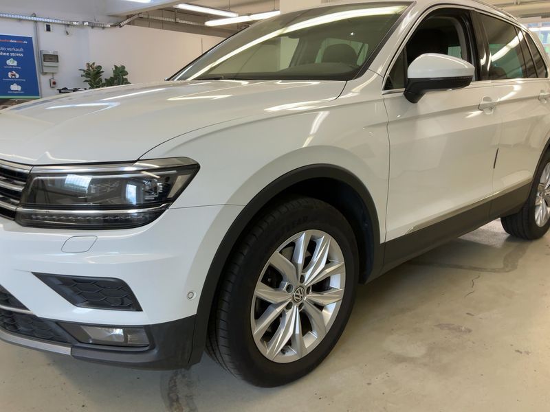 Volkswagen Tiguan 2.0 TDI Highline 4Motion BlueMotion Tech 2017 – снимка 2