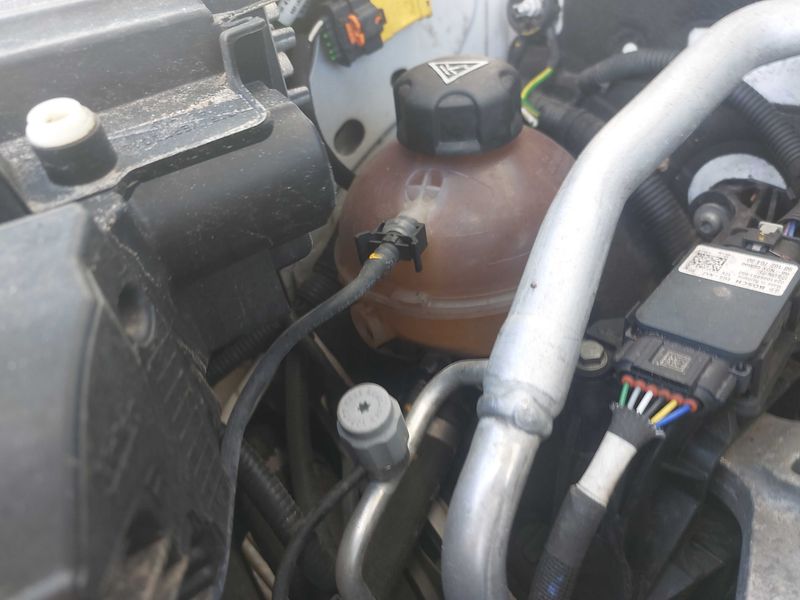 Peugeot 3008 1.5 Blue-HDi GT Pack 2021 – снимка 30