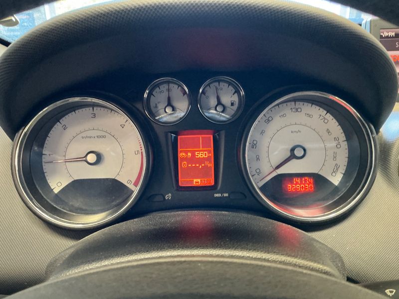 Peugeot 308 1.6 HDi Navteq 2010 – снимка 4