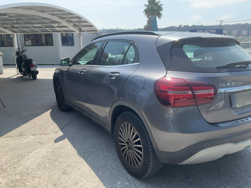 Mercedes-Benz GLA-Klasse GLA 200 d Business 2019 – снимка 6