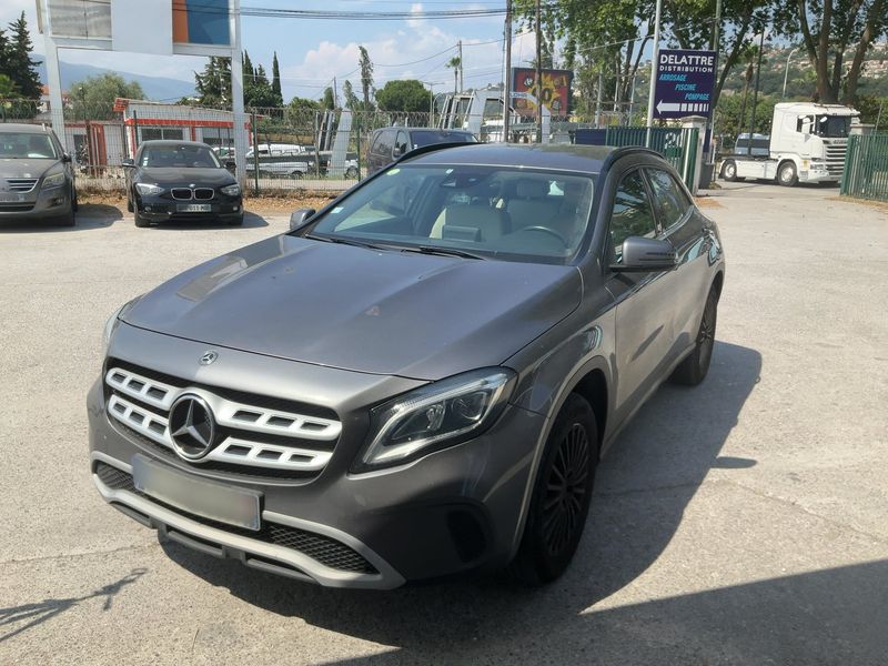 Mercedes-Benz GLA-Klasse GLA 200 d Business 2019 – снимка 1