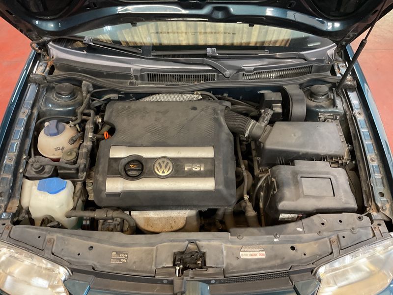Volkswagen Bora 1.6 FSI Comfortline 2003 – снимка на щета