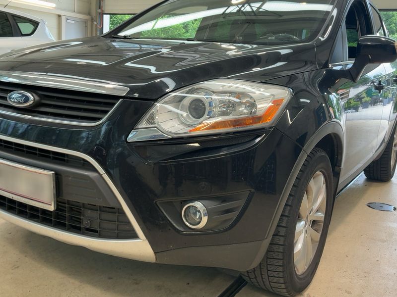 Ford Kuga 2.0 TDCi Titanium 2011 – снимка 2