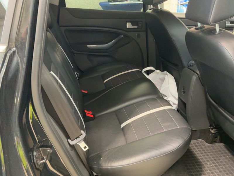 Ford Kuga 2.0 TDCi Titanium 2011 – снимка 19
