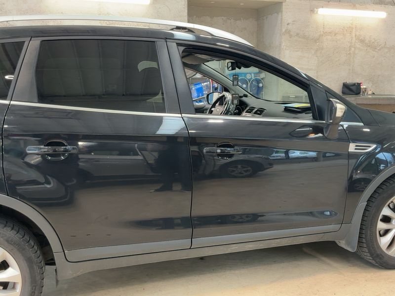 Ford Kuga 2.0 TDCi Titanium 2011 – снимка 10