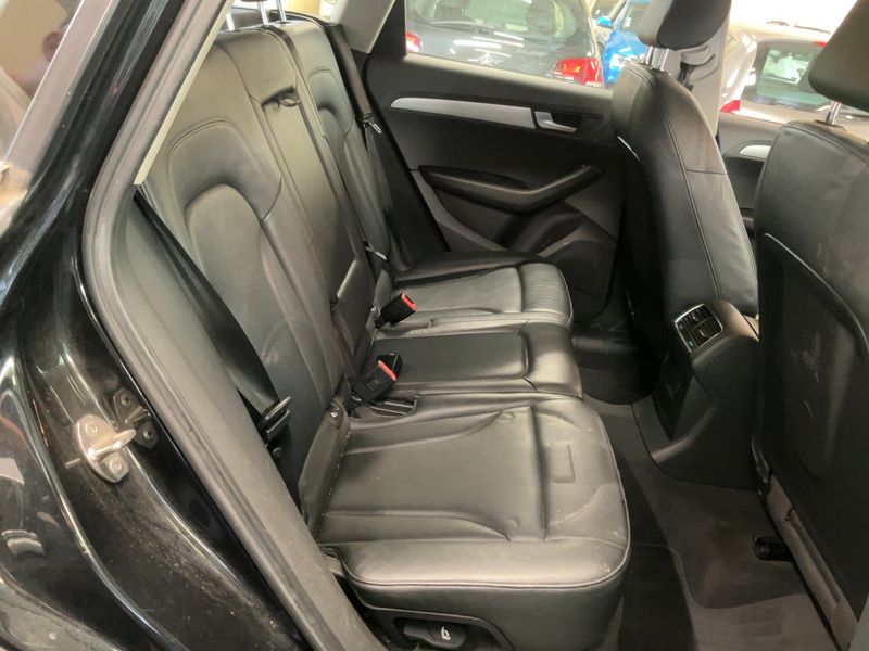 Audi Q5 3.0 V6 TDI quattro Ambiente 2010 – снимка 19