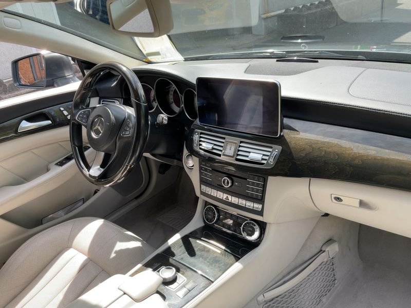 Mercedes-Benz CLS-Klasse CLS 350 d 4Matic BlueTEC 2015 – снимка 17