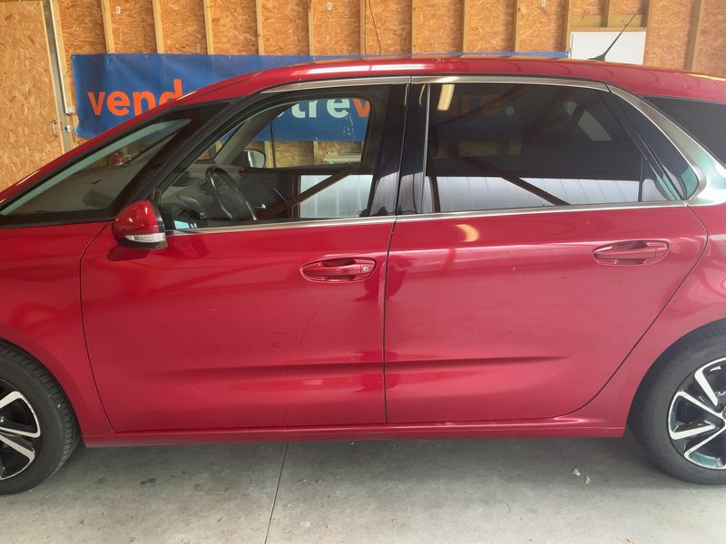 Citroen C4 Picasso 1.6 Blue-HDi Feel 2017 – снимка на щета 4