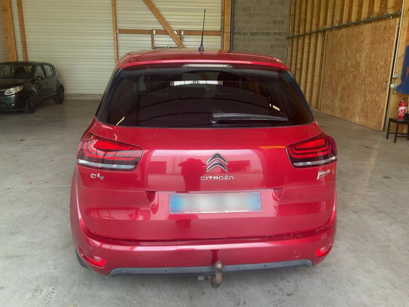 Citroen C4 Picasso 1.6 Blue-HDi Feel 2017 – снимка на щета 7