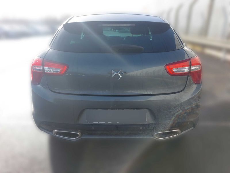 Citroen DS5 2.0 HDi Hybrid4 Pure Pearl 2013 – снимка 4