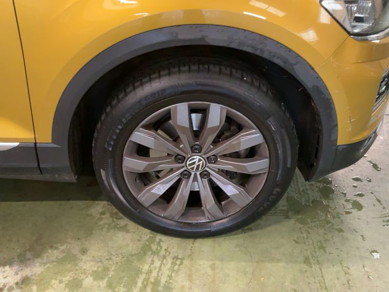 Volkswagen T-Roc 2.0 TDI R-Line 2021 – снимка 11
