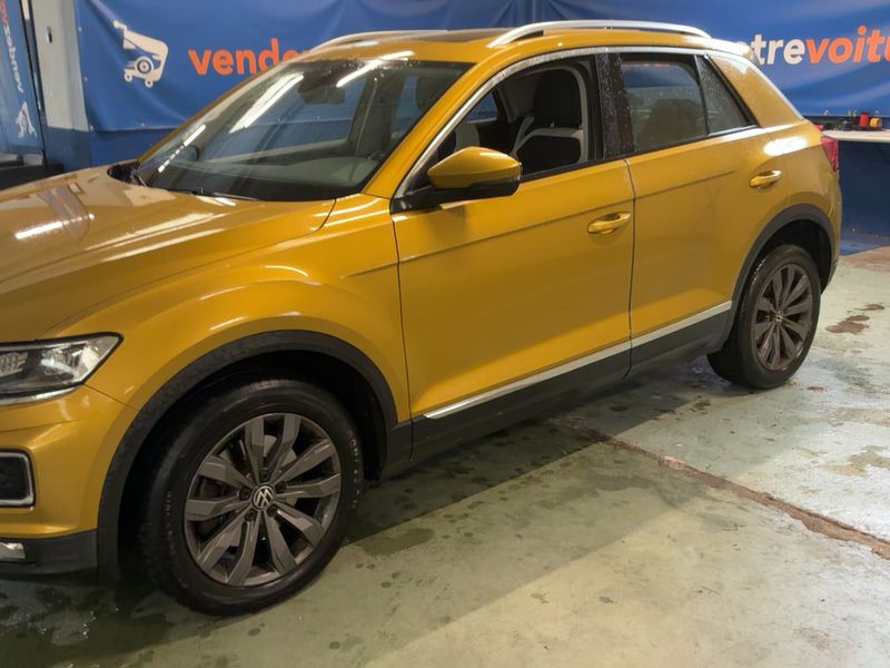 Volkswagen T-Roc 2.0 TDI R-Line 2021 – снимка 2