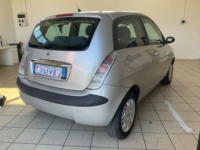 Lancia Ypsilon 1.2 Argento 2005 – снимка 2
