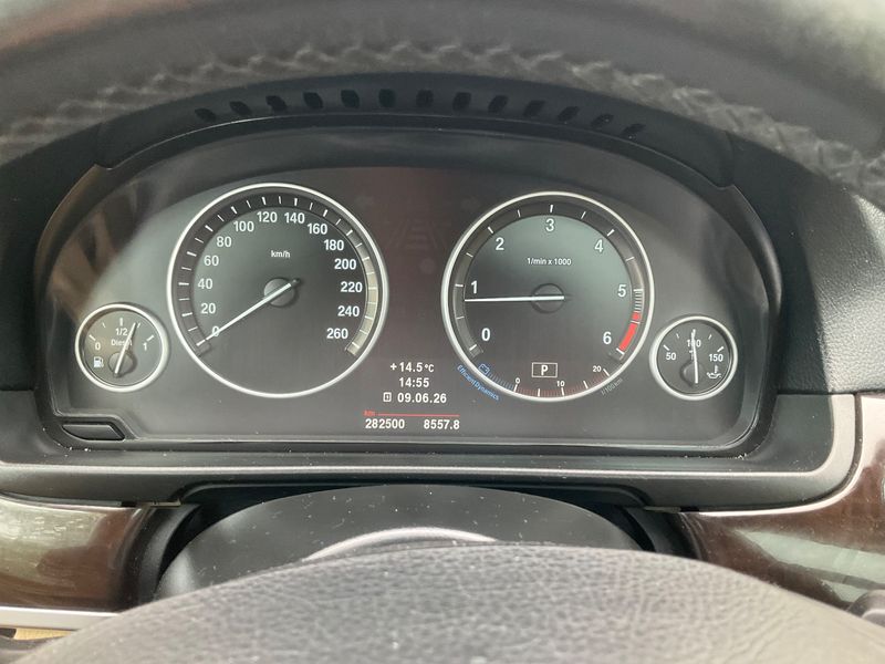 BMW 5er 525d 2013 – снимка 18