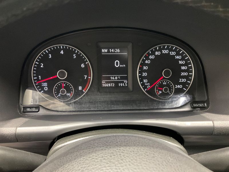 Volkswagen Touran 1.4 TSI Comfortline 2014 – снимка 18