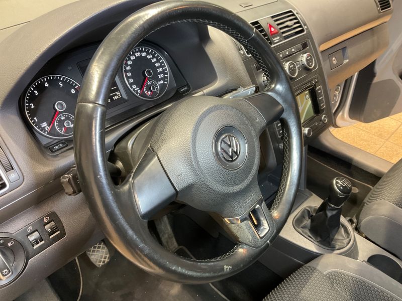 Volkswagen Touran 1.4 TSI Comfortline 2014 – снимка 35