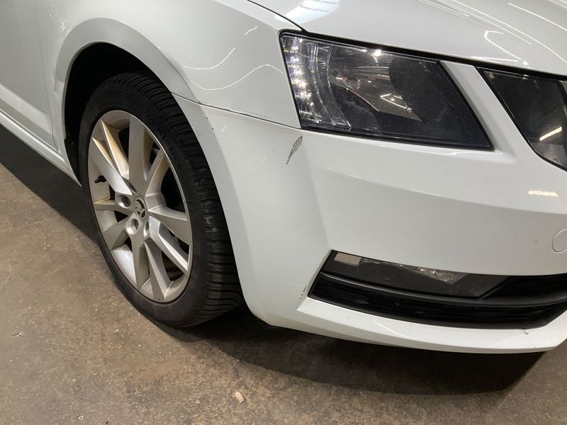 Skoda Octavia 1.6 TDI Clever 2018 – снимка 32