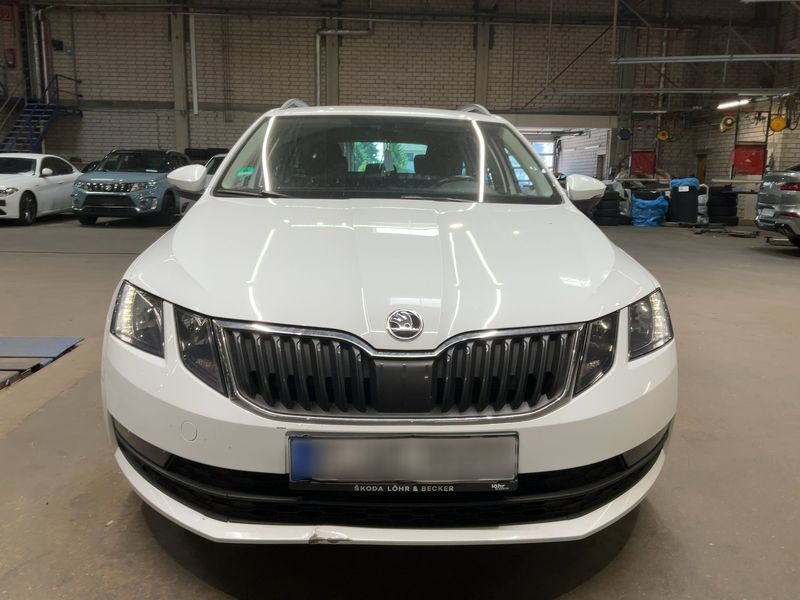 Skoda Octavia 1.6 TDI Clever 2018 – снимка 14