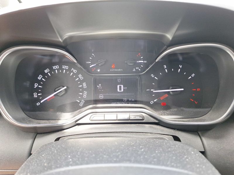 Citroen C3 Aircross 1.2 PureTech Feel 2018 – снимка 12