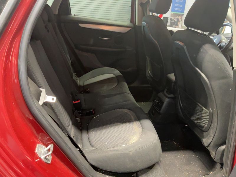 BMW 2er 218i Active Tourer Advantage 2016 – снимка 19
