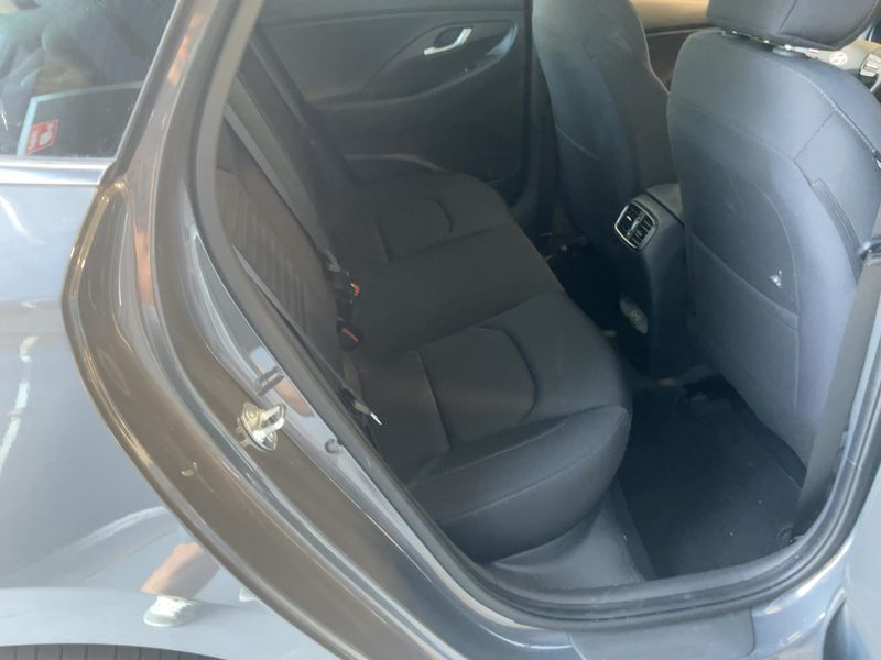 Hyundai i30 1.5 T-GDI Mild-Hybrid Advantage 2025 – снимка 19