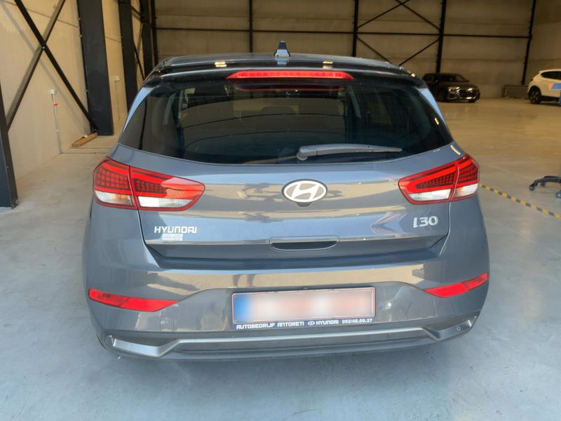 Hyundai i30 1.5 T-GDI Mild-Hybrid Advantage 2025 – снимка 7